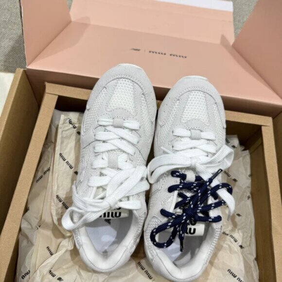 Authentic New Balance X Miu Miu 530 Sneakers - Picture 4 of 10